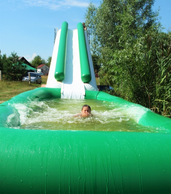 Водная горка на Рыбацком Кордоне.